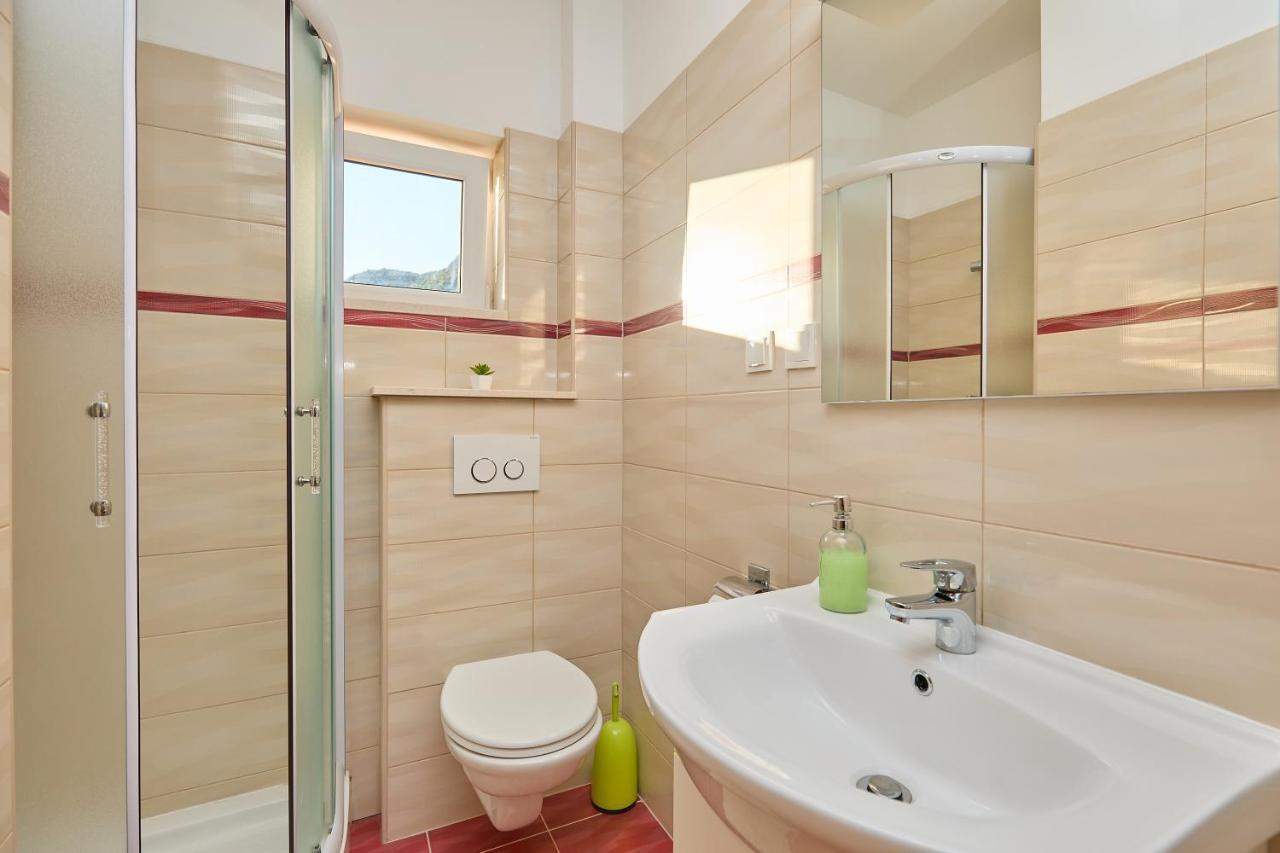 Apartments Baro Maranovići エクステリア 写真